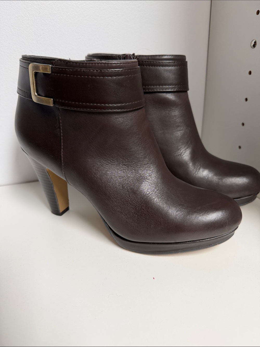Giani Bernini Dark Brown Leather Ankle Booties with Buckle